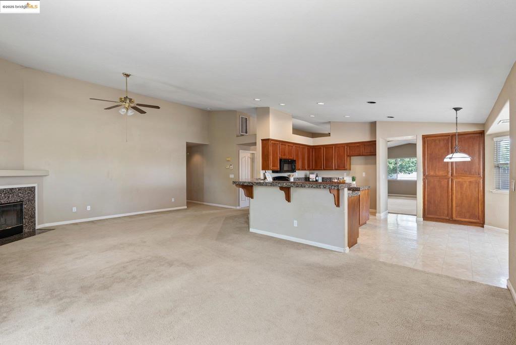 DEER VALLEY ESTS - Residential