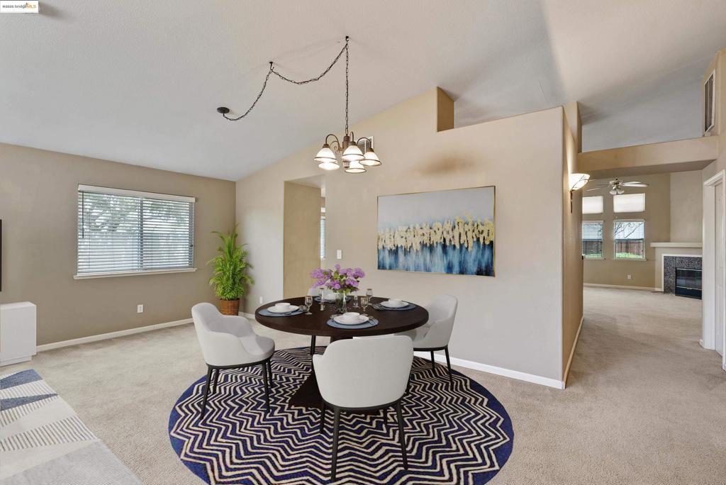 DEER VALLEY ESTS - Residential