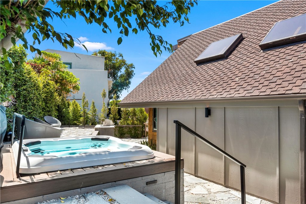 Woods Cove (WC) - Residential Lease