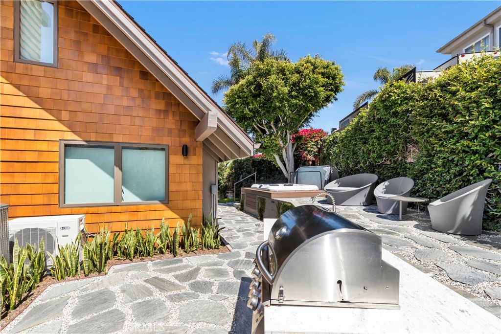 Woods Cove (WC) - Residential Lease