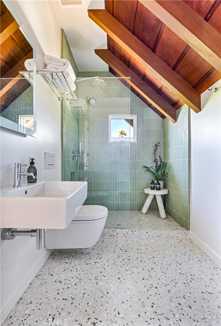 Woods Cove (WC) - Residential Lease