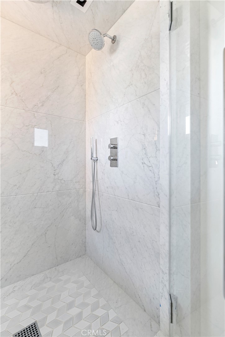 Woods Cove (WC) - Residential Lease