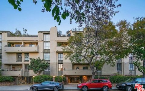 720 Huntley Drive 104 West Hollywood CA 90069