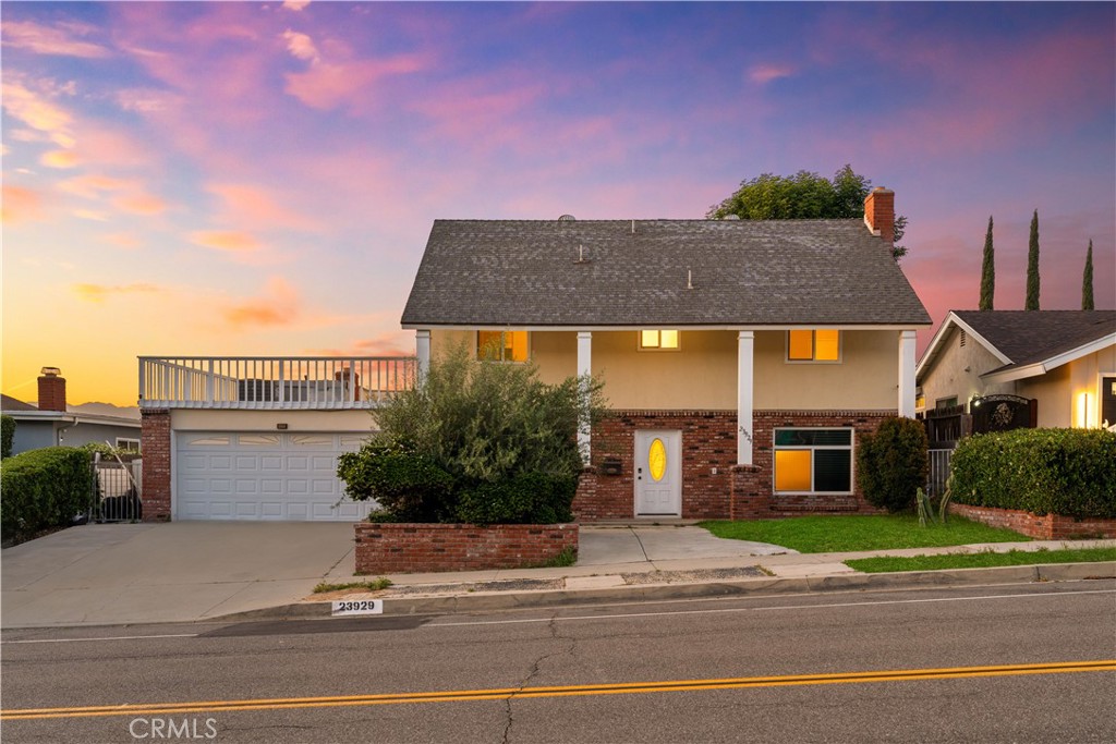 Welcome to this exceptional 6-bedroom, 4-bathroom home offering 2,766 sq ft of beautifully designed living space—perfectly suited for multigenerational living or rental income opportunities.
Nestled in one of Diamond Bar’s most desirable neighborhoods, this home offers breathtaking, unobstructed views of the city skyline, majestic mountains, and lush mature trees—creating a serene backdrop for everyday life.
The thoughtfully designed layout includes a private suite, an office, and a spacious bonus room on the main level, ideal for guests, in-laws, or remote work. Upstairs, the master suite and additional bedrooms provide ample privacy and comfort for the entire household.
The heart of the home is the open-concept kitchen, which boasts generous cabinet and counter space and flows effortlessly into the inviting family room—perfect for entertaining and day-to-day living.
Enjoy premium HOA amenities including a clubhouse, resort-style pools, tennis courts, and recreational facilities.
Conveniently located near the 60 and 57 freeways, Mt. SAC, Cal Poly Pomona, near to schools, scenic parks, dining, and shopping.
This is more than just a home—it’s a place where generations come together to enjoy a vibrant, elevated lifestyle.