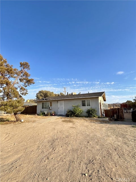 Photo of 25541 Jade RD, Barstow, CA 92311 (MLS # SW26188065)