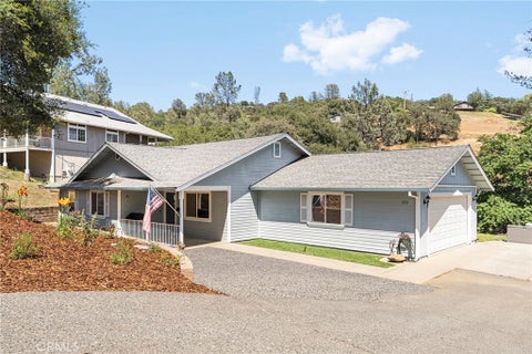 Photo of 373 Skyline Boulevard, Oroville, CA 95966 (MLS # OR26132160)