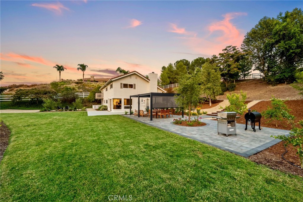 40221 Paseo Sereno