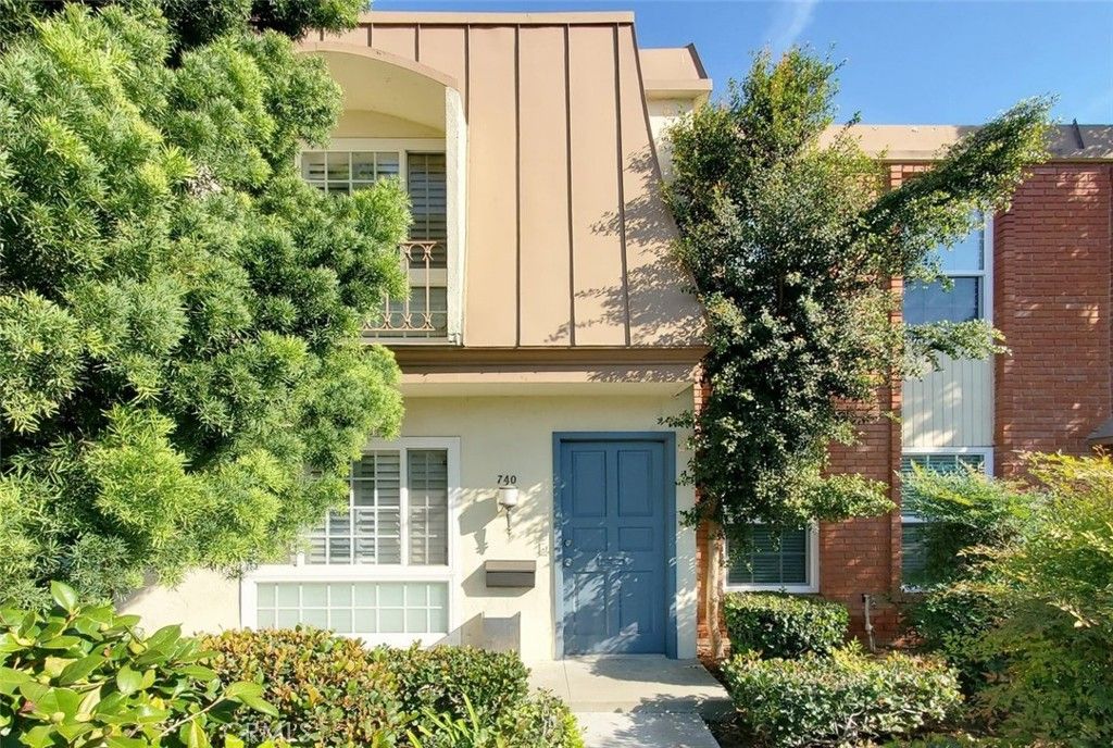 Photo of 740 N Fairhaven St, Anaheim, CA 92801 (MLS # DW25266209)