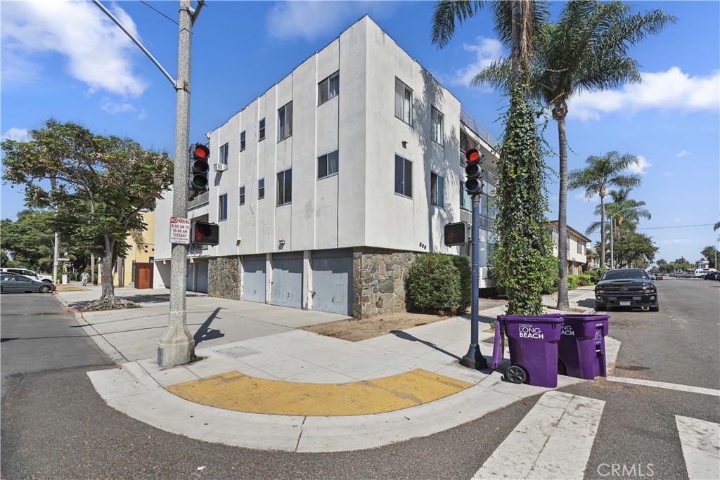 505 Cedar Avenue 2A