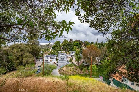 Photo of 7266 Tranquil Drive, Tujunga, CA 91042 (MLS # IV26081108)