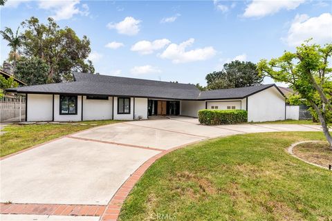 1216 W River Lane Santa Ana CA 92706