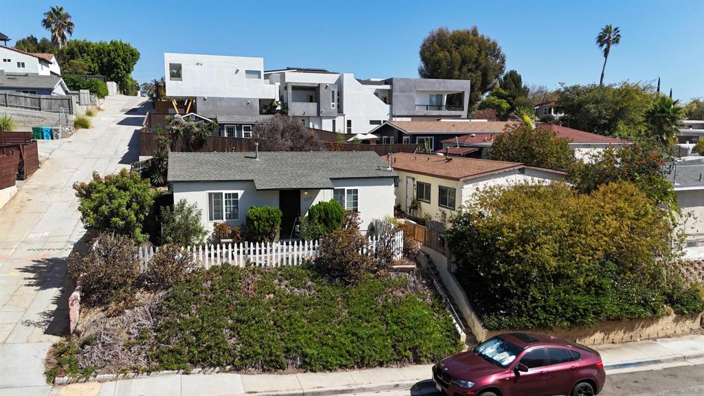 1213 1217 33Rd St