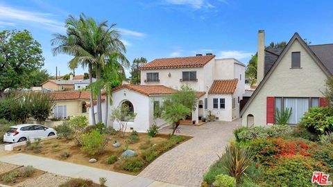 Photo of 10615 Esther Avenue, Los Angeles, CA 90064 (MLS # 25604823)