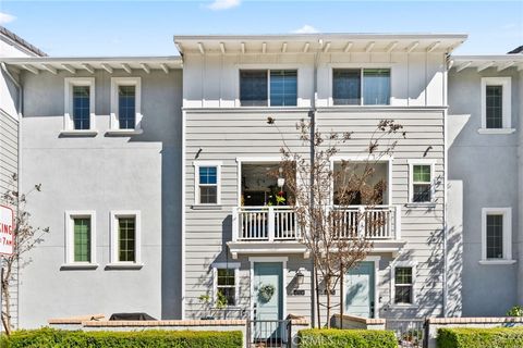 437 Lucent Stanton CA 90680