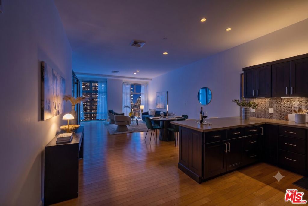 801 S Grand Avenue 1508
