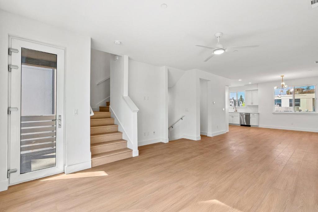 931 Woodside Road
