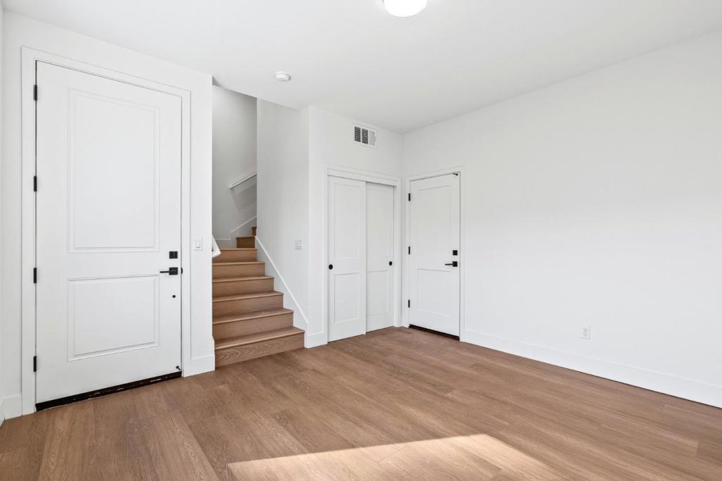 931 Woodside Road