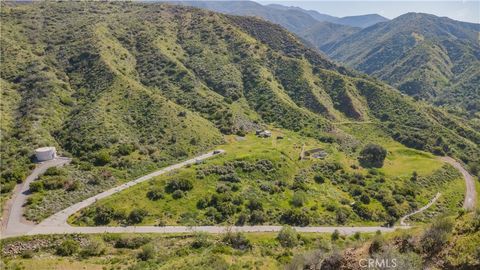 Photo of 28741 Williams Canyon Rd. Rd, Silverado Canyon, CA 92676 (MLS # OC26047217)