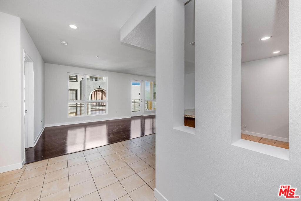 21301 Erwin Street 410