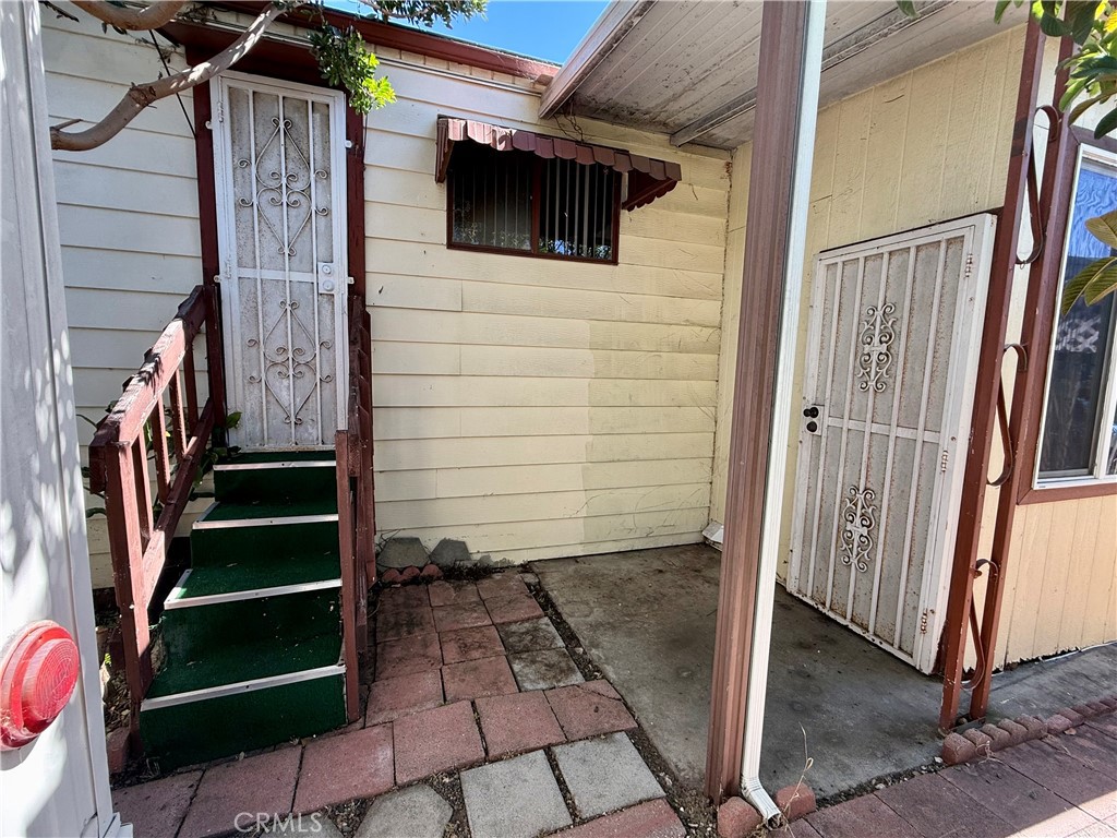 21425 S Avalon Boulevard 22