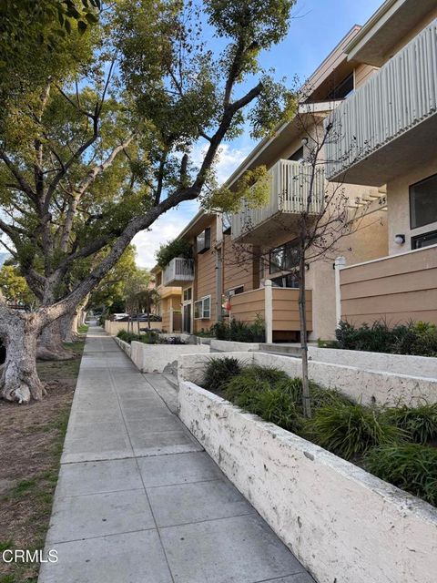Photo of 456 E San Jose Avenue #F, Burbank, CA 91501 (MLS # P1-25778)