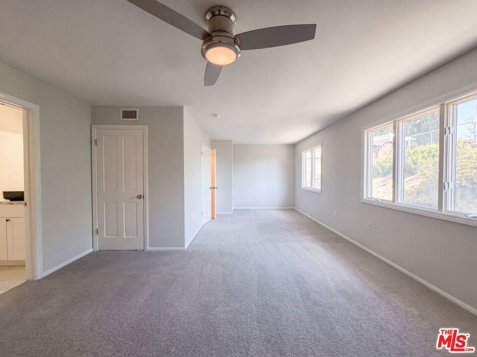 11569 Viking Avenue