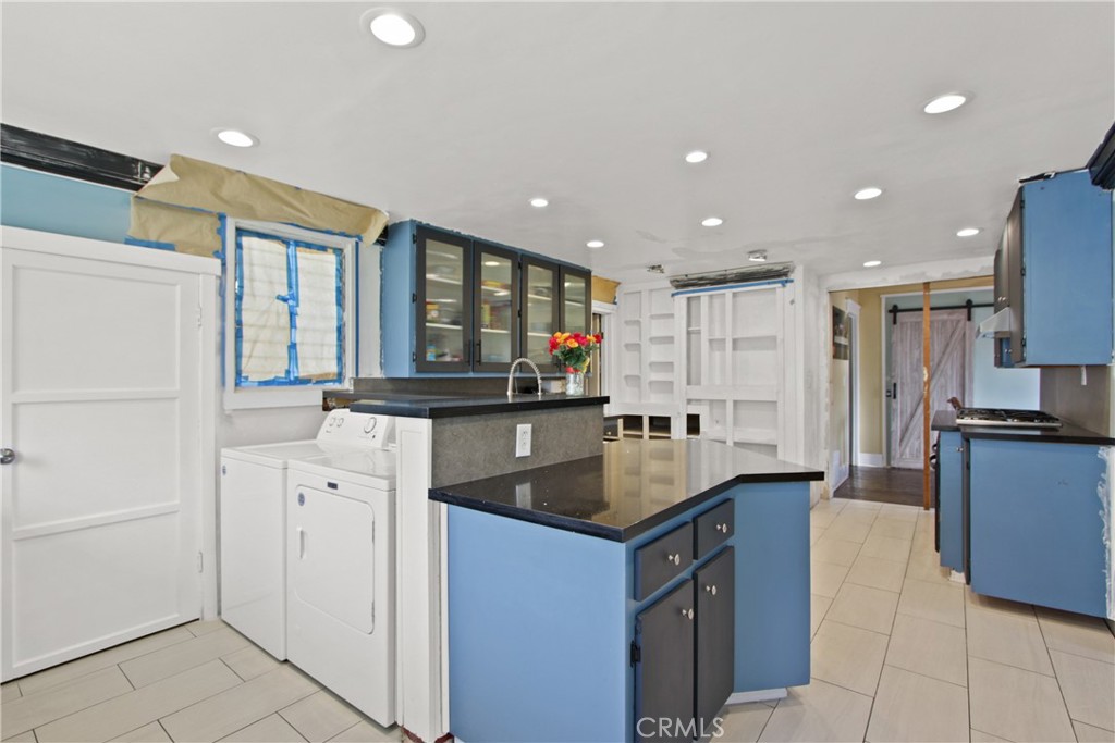 2356 Bonita Avenue