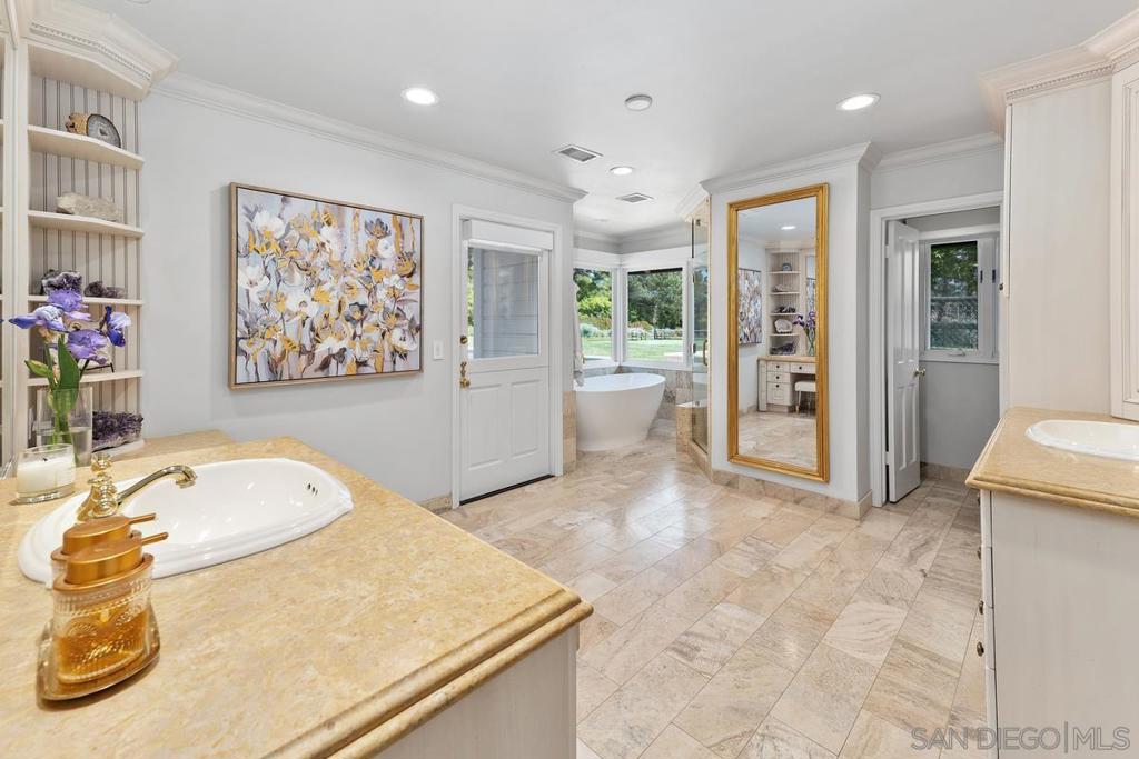 Rancho Santa Fe - Residential