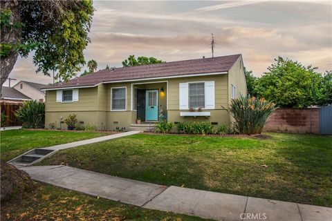 Photo of 8136 Garden Grove AVE, Reseda, CA 91335 (MLS # OC26104759)
