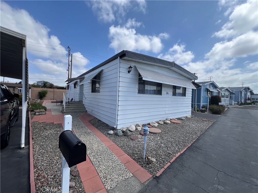 15621 Beach Boulevard 24