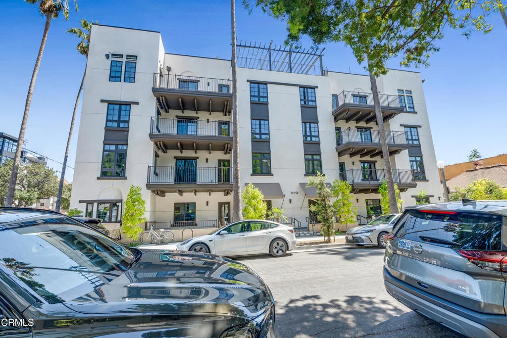 139 S Oak Knoll Avenue 403, Pasadena CA 91101