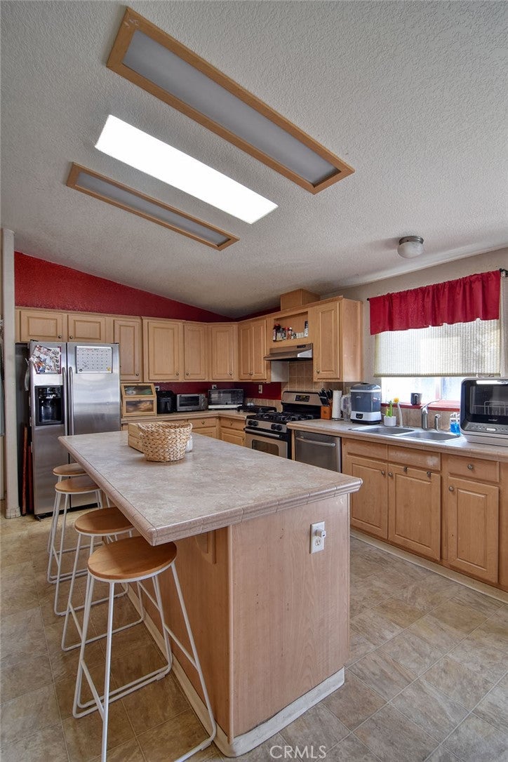 21851 Newland Street 292