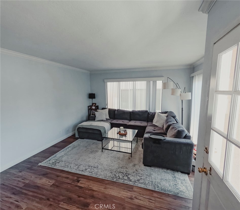 Corona del Mar North of PCH (CNHW) - Residential Income