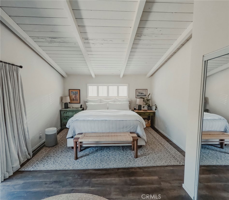 Corona del Mar North of PCH (CNHW) - Residential Income