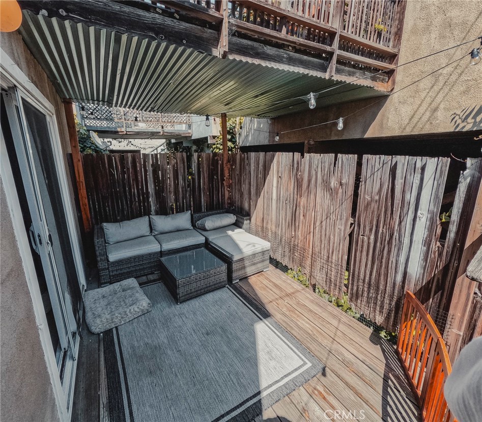 Corona del Mar North of PCH (CNHW) - Residential Income