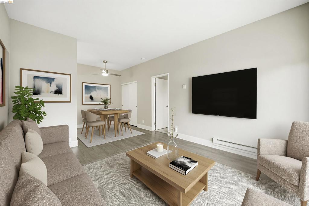 109 Shoreline Ct