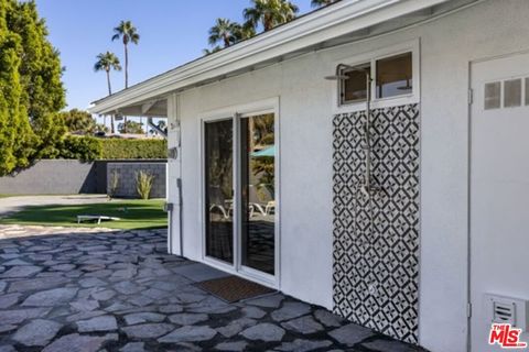 Tiny photo for 980 N Buttonwillow Circle, Palm Springs, CA 92262 (MLS # 25626797)