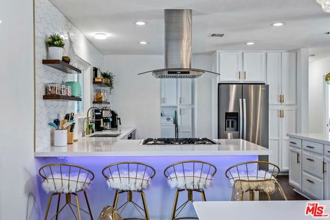 Tiny photo for 980 N Buttonwillow Circle, Palm Springs, CA 92262 (MLS # 25626797)