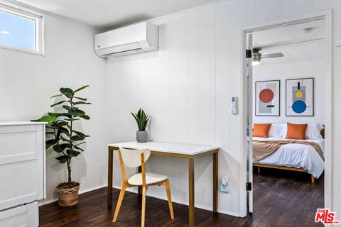 Tiny photo for 980 N Buttonwillow Circle, Palm Springs, CA 92262 (MLS # 25626797)