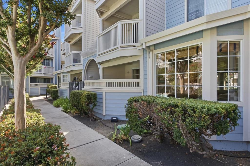 605 Arcadia Terrace 104