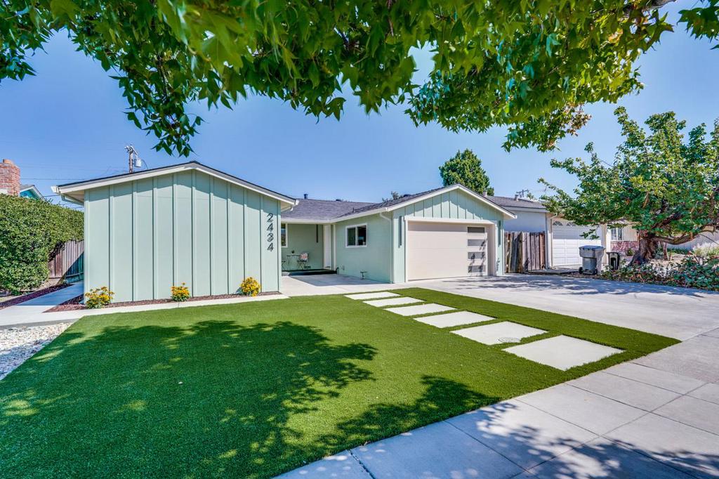 2434 Le Bain Drive