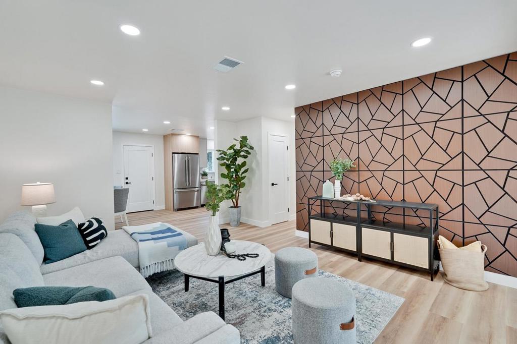 2434 Le Bain Drive