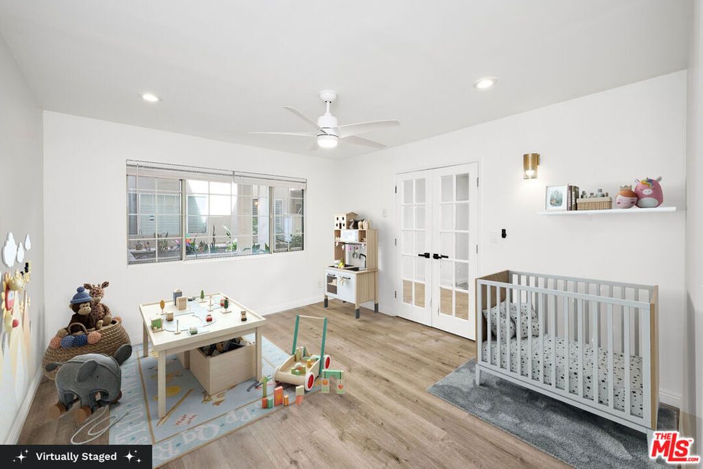 Photo of 1228 14th Street #103, Santa Monica, CA 90404 (MLS # 25620355)