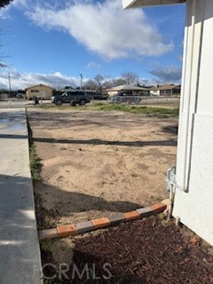 16366 Walnut