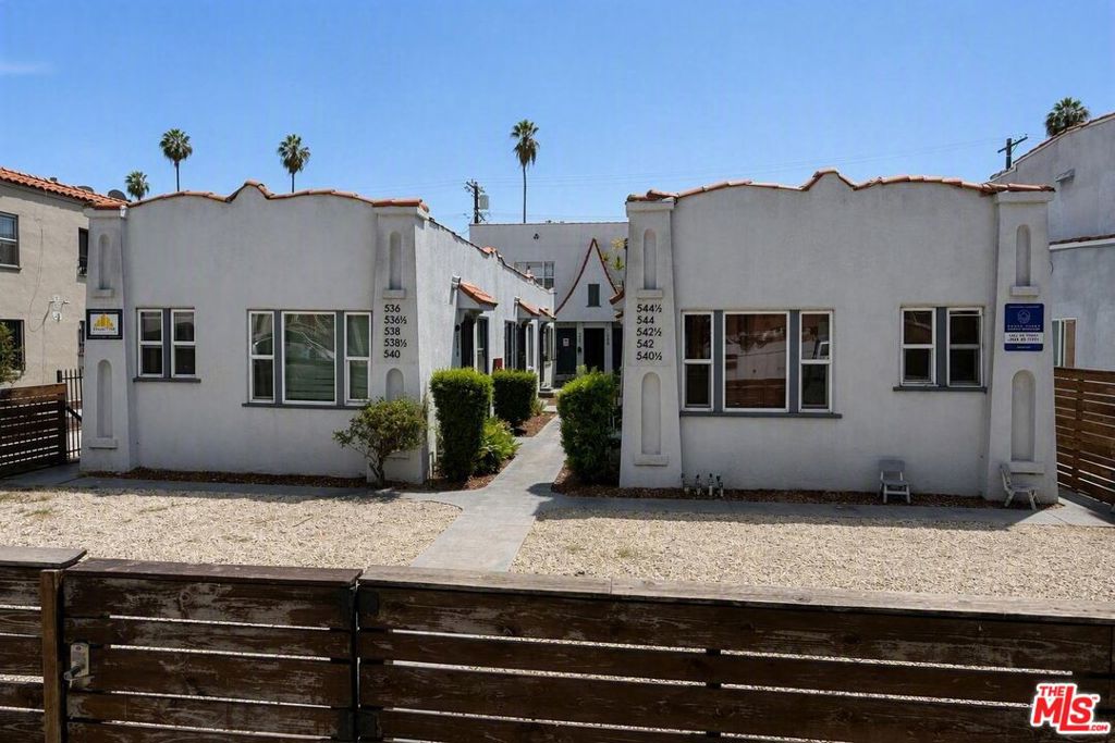 536 W 48th Street