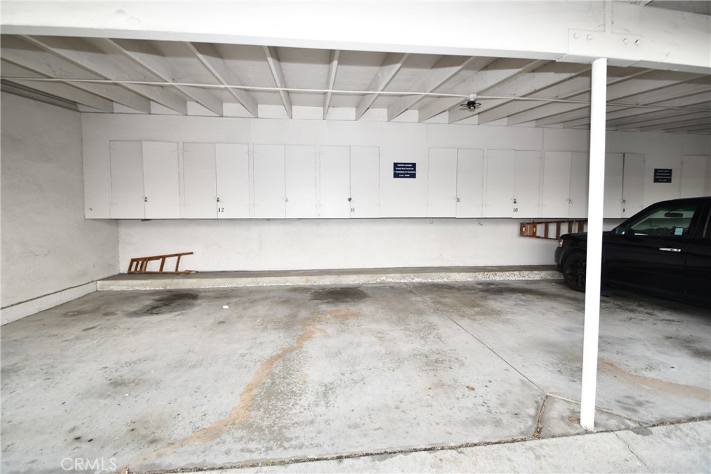 1842 Thunderbird Dr. 1A