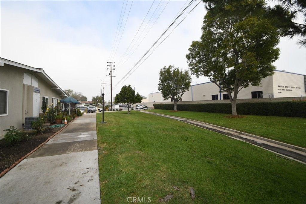 1842 Thunderbird Dr. 1A