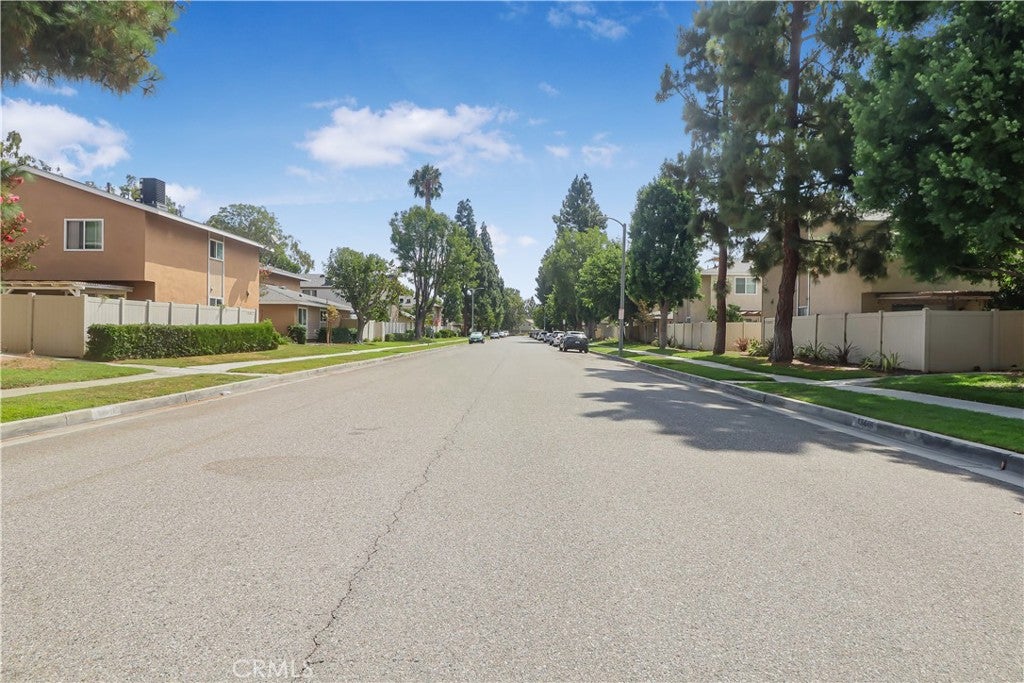 13440 1/2 Village