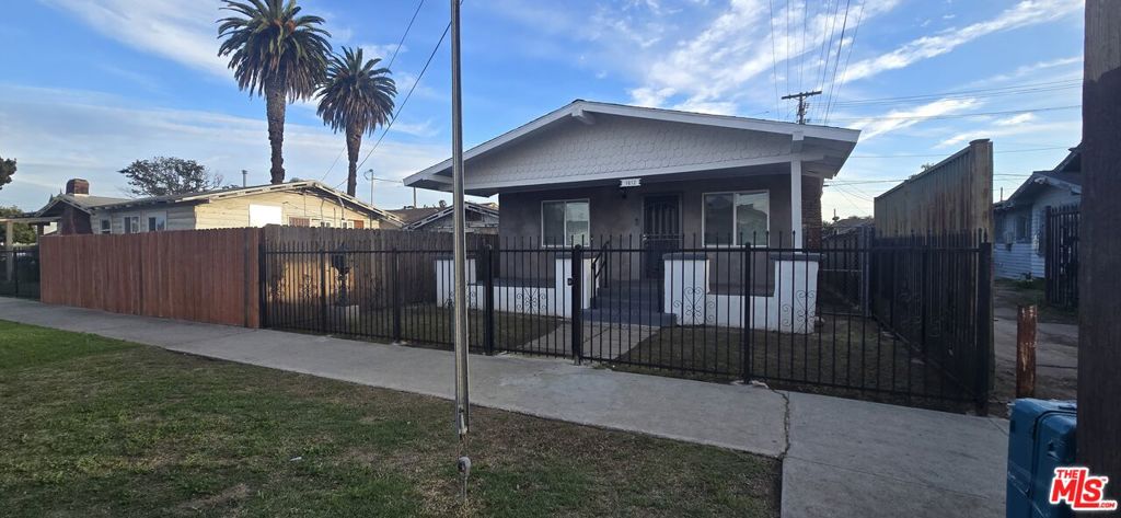 1612 W 55th Street