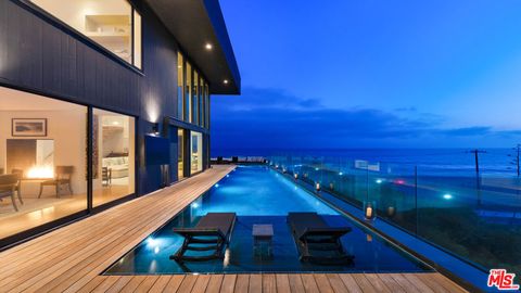 6463 Surfside Way Malibu CA 90265